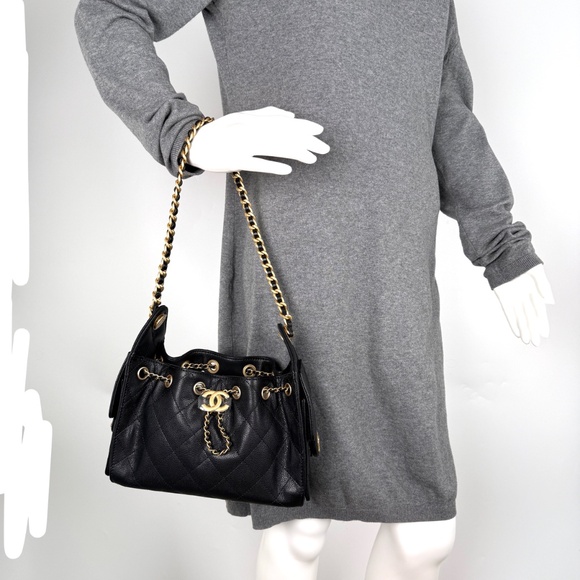 Sold on fashionreloved.com CHANEL 25 Mini Black Quilted Caviar Leather Bag - Picture 2 of 12